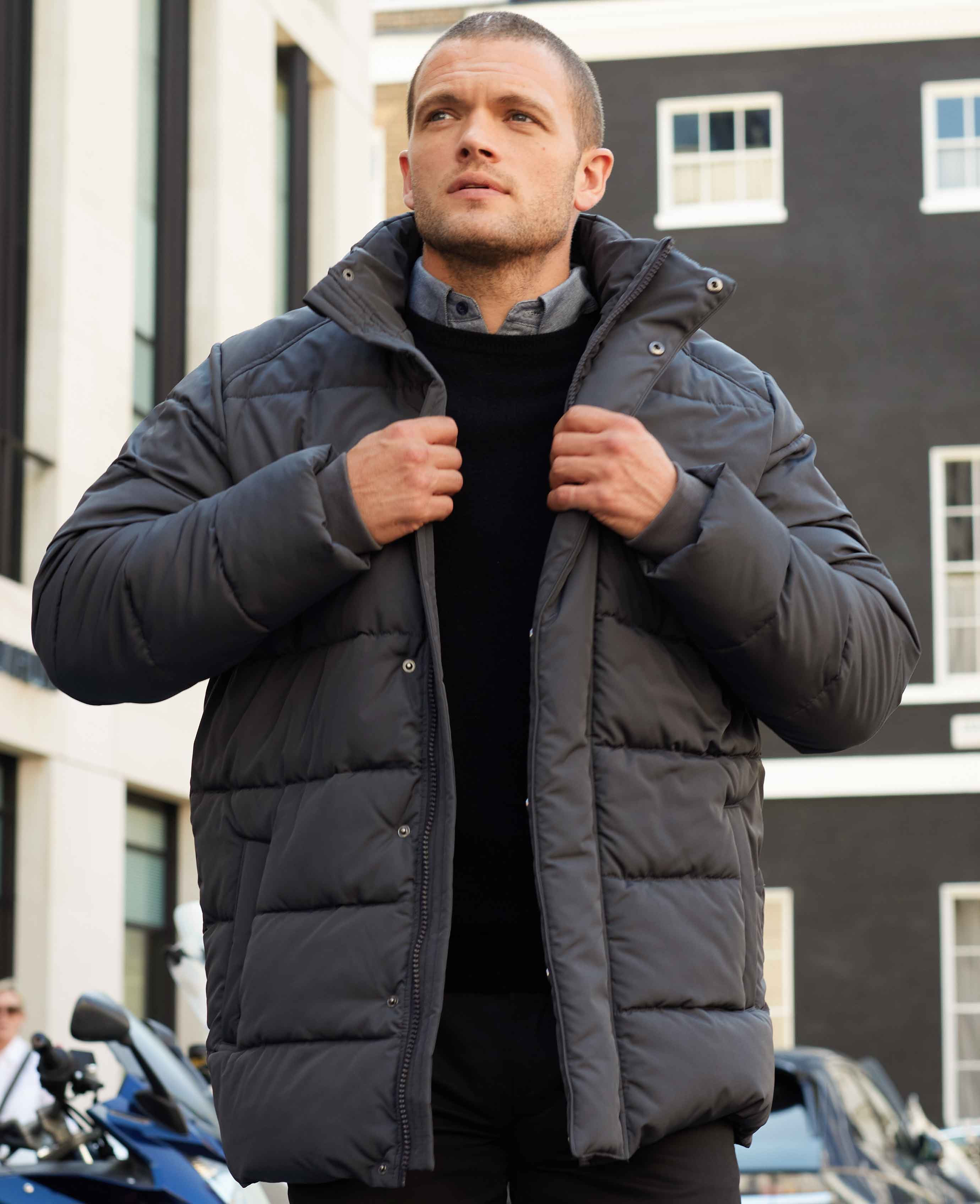 Men's Dark Grey 100% Recycled Puffer Jacket – Savile Row EU