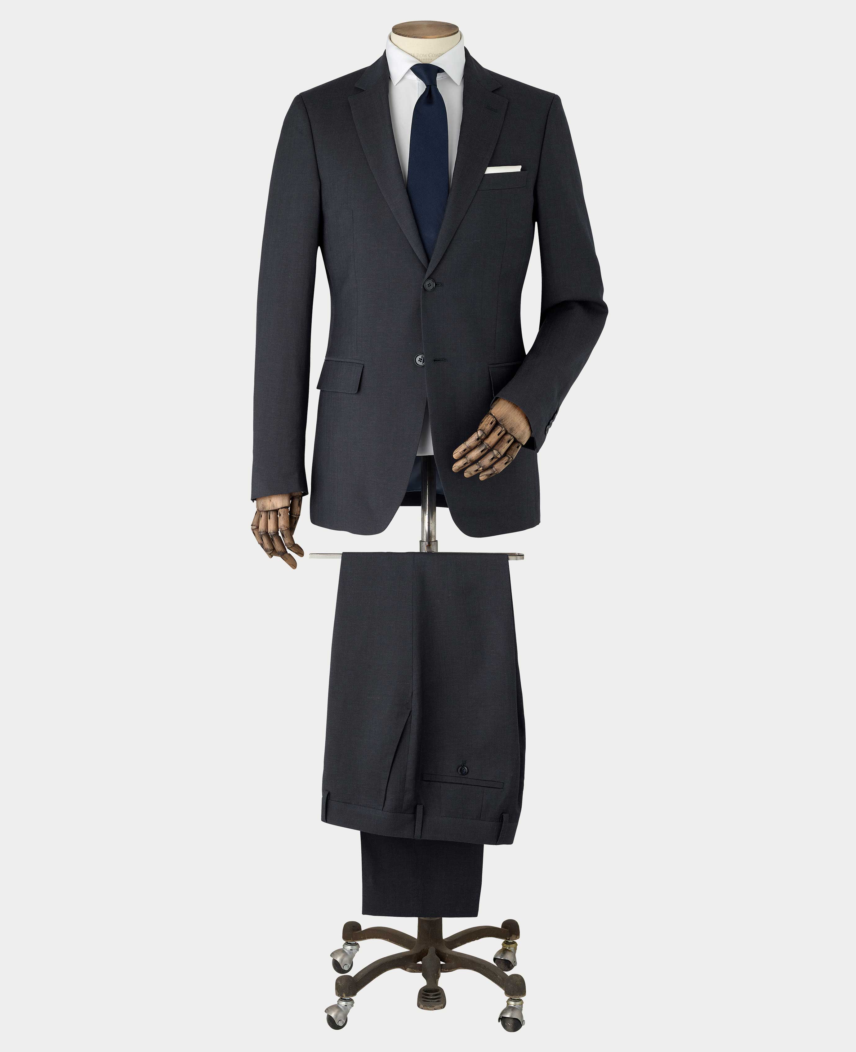 Men's Luxury Tailored Business Suits – Savile Row EU